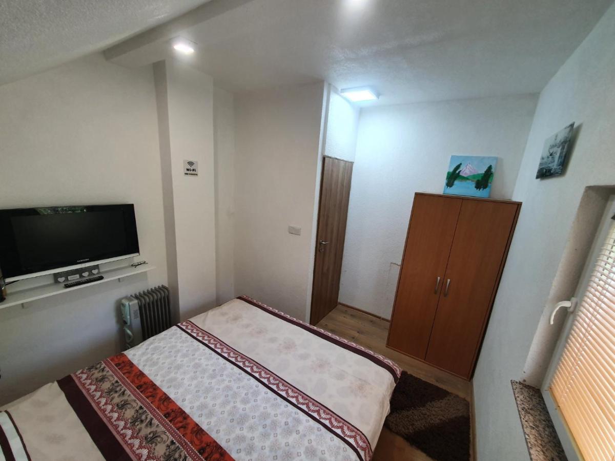 House Apartment Azra Сараево Экстерьер фото